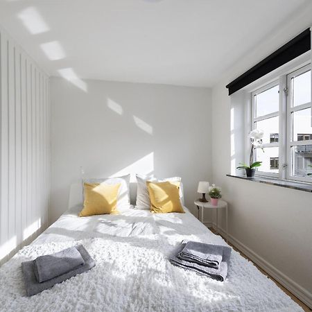 Aday - Apartment Suite 3 Aalborg Center エクステリア 写真