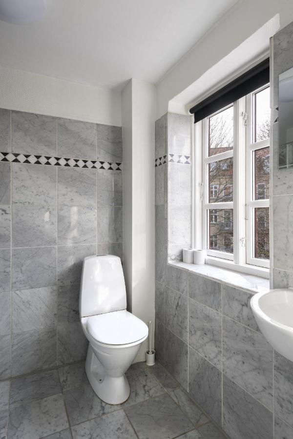 Aday - Apartment Suite 3 Aalborg Center エクステリア 写真