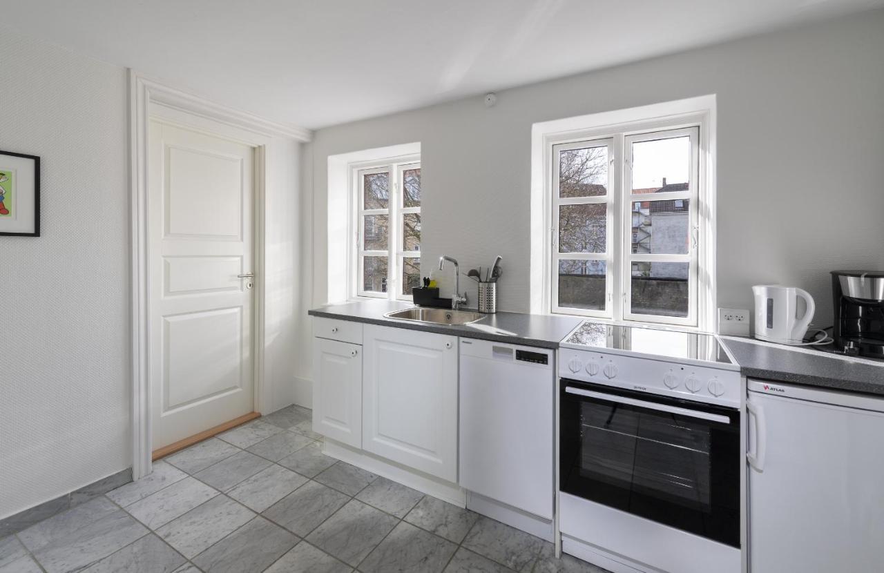 Aday - Apartment Suite 3 Aalborg Center エクステリア 写真