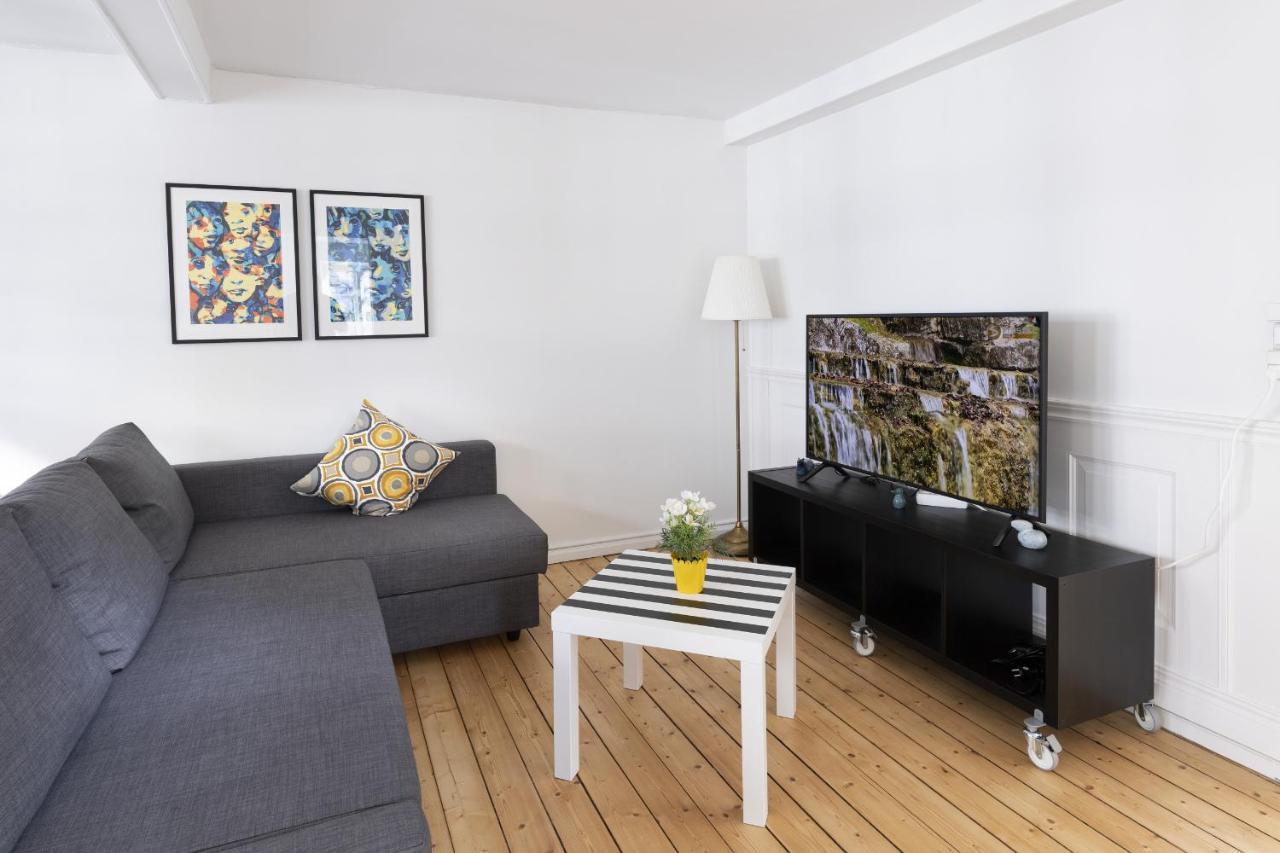 Aday - Apartment Suite 3 Aalborg Center エクステリア 写真
